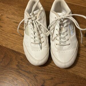 Girls cheerleading shoes (size 13)